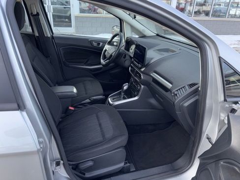 Used 2020 Ford EcoSport SE image 5