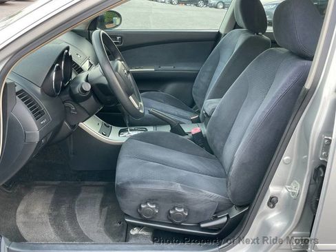 Used 2005 Nissan Altima 2.5 S w/ (S02) Side Airbags Pkg FWD image 7