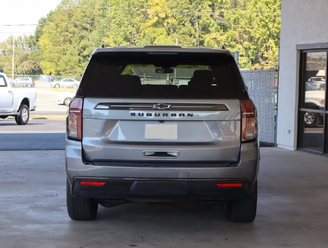 Used 2021 Chevrolet Suburban Z71 w/ Luxury Package AWD/4WD image 4