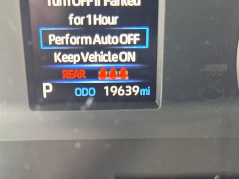 Used 2023 Toyota Tundra Limited w/ Power Package image 23