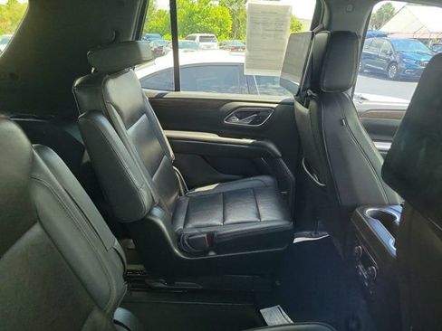 Used 2021 Chevrolet Tahoe High Country AWD/4WD image 3