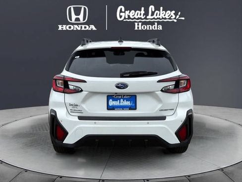 Used 2024 Subaru Crosstrek 2.5i Limited AWD/4WD image 5