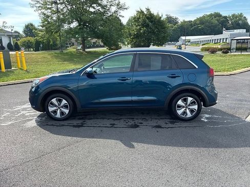 Used 2019 Kia Niro LX FWD image 16