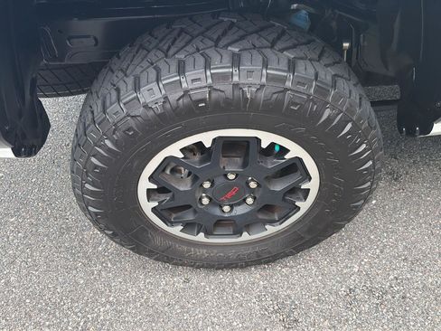 Used 2024 Toyota Tacoma TRD Off-Road AWD/4WD image 37