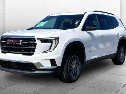Used 2025 GMC Acadia Elevation FWD image 12