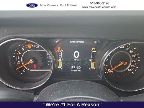 Used 2022 Jeep Wrangler Unlimited Sahara image 5