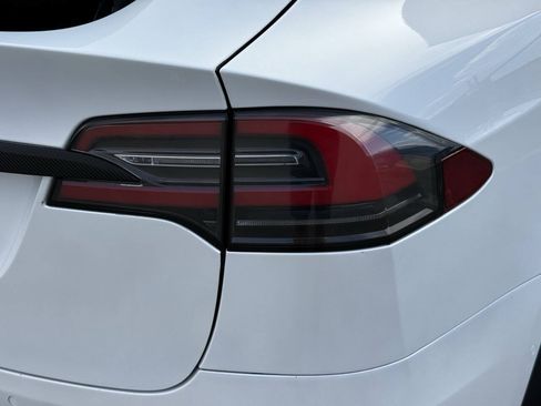 Used 2020 Tesla Model X Long Range AWD/4WD image 27