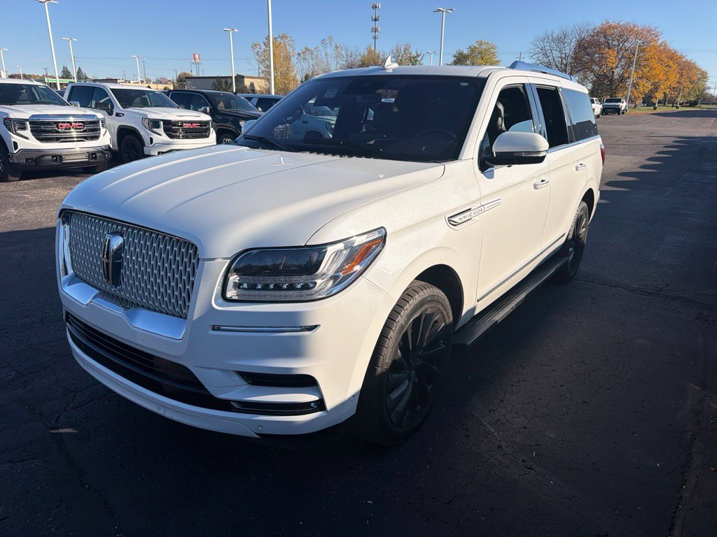 Used 2020 Lincoln Navigator Reserve w/ Equipment Group 208A Reserve AWD/4WD image 5