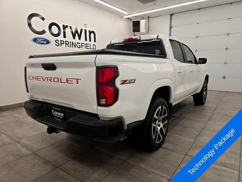 Used 2024 Chevrolet Colorado Z71 w/ Z71 Convenience Package 2 AWD/4WD image 6