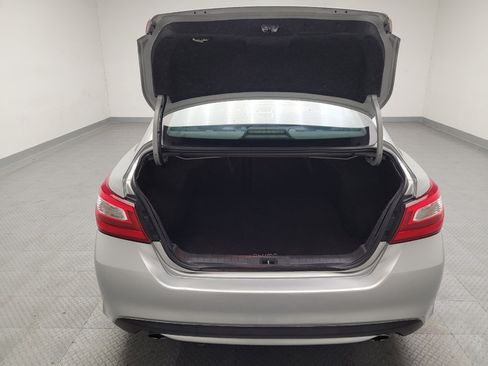 Used 2017 Nissan Altima 2.5 SV FWD image 29