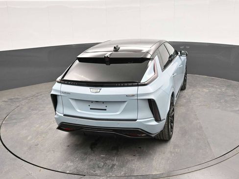 New 2026 Cadillac Lyriq V image 35