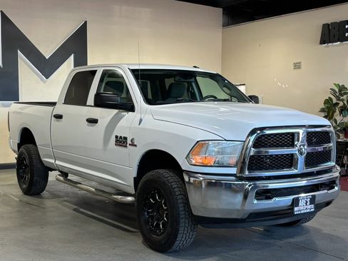 Used 2013 RAM 2500 Tradesman w/ Chrome Appearance Group AWD/4WD image 3