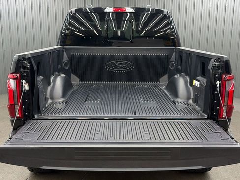 Used 2025 Ford F150 Lariat image 17