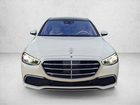 Used 2022 Mercedes-Benz S 500 4MATIC image 2