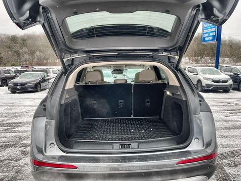 Used 2022 Lincoln Corsair AWD w/ Premium Package image 23