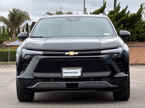New 2025 Chevrolet Blazer EV LT image 9