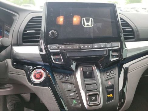 Used 2022 Honda Odyssey Elite image 14