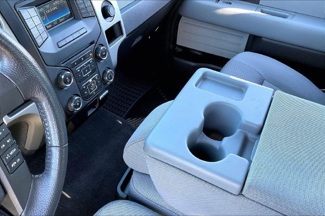 Used 2013 Ford F150 XLT w/ XLT Chrome Pkg RWD image 12
