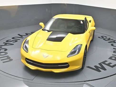 Used 2019 Chevrolet Corvette Stingray Coupe RWD image 30