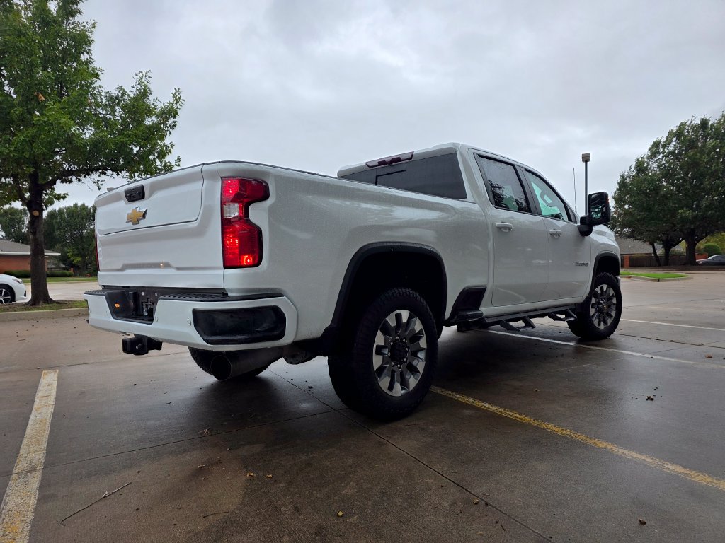 Used 2024 Chevrolet Silverado 3500 LT w/ Texas Edition AWD/4WD image 15