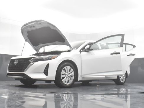 New 2025 Nissan Sentra S image 35