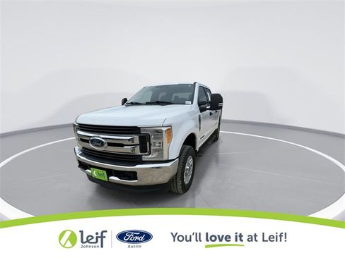 Used 2017 Ford F250 XL w/ STX Appearance Package image 4