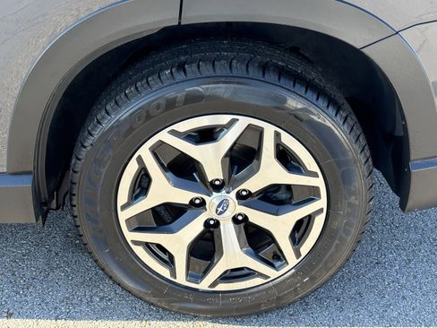 Used 2023 Subaru Forester Premium w/ Popular Package #1 image 14