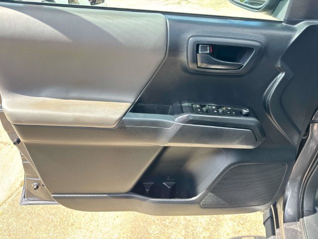 Used 2018 Toyota Tacoma SR w/ SR Convenience Package RWD image 25