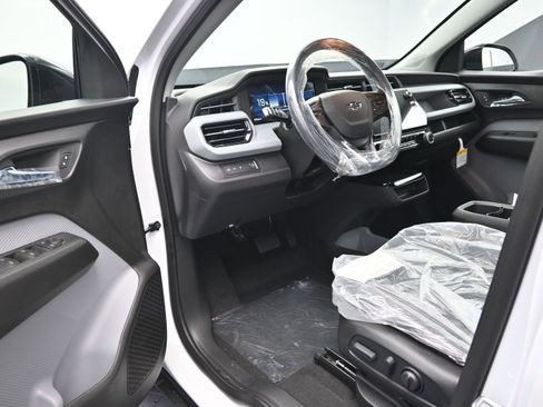 New 2027 Chevrolet Bolt RS FWD image 9
