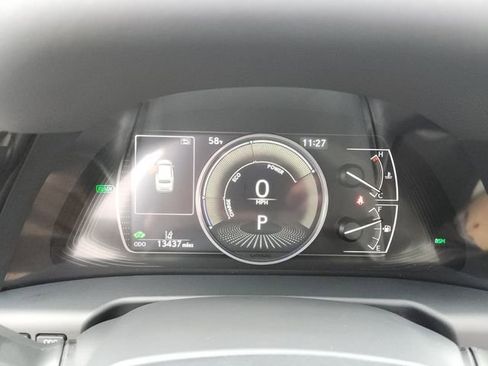 Certified 2025 Lexus ES 300h w/ Premium Package image 27