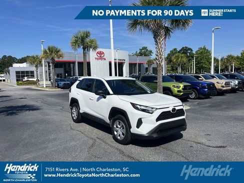 Used 2024 Toyota RAV4 LE FWD image 1