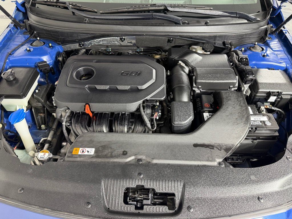 Used 2015 Hyundai Sonata SE w/ Option Group 09 FWD image 25
