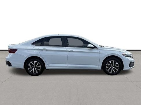 Used 2023 Volkswagen Jetta S FWD image 4