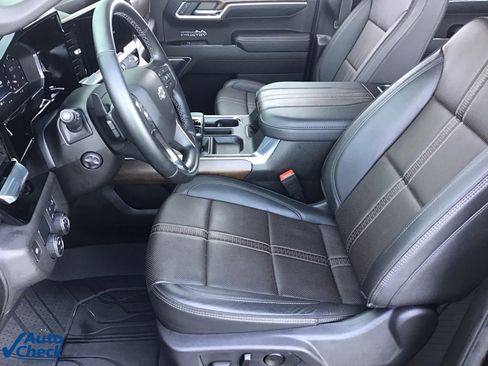 Used 2024 Chevrolet Silverado 1500 High Country w/ Midnight Edition image 7