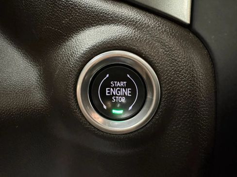Used 2022 Chevrolet Silverado 2500 LTZ w/ LTZ Plus Package AWD/4WD image 17