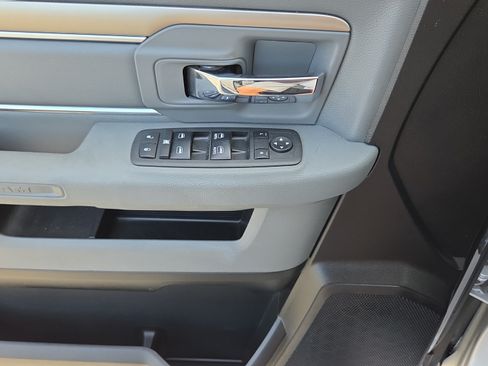Used 2018 RAM 1500 Big Horn RWD image 22