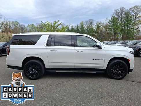 Used 2023 Chevrolet Suburban Premier AWD/4WD image 7