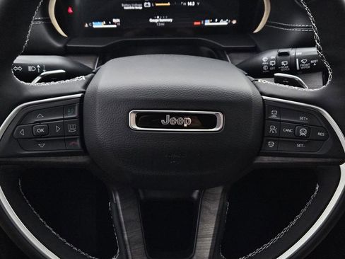 New 2026 Jeep Grand Cherokee Limited RWD image 24