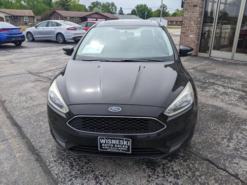 Used 2015 Ford Focus SE FWD image 8