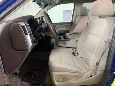 Used 2017 Chevrolet Silverado 1500 LT w/ LT Convenience Package image 12