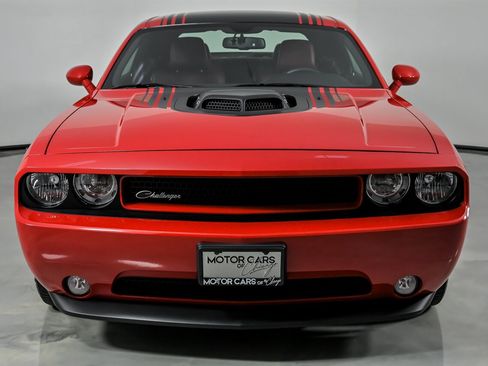 Used 2014 Dodge Challenger R/T image 5