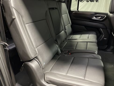 Used 2024 Chevrolet Suburban LT image 14
