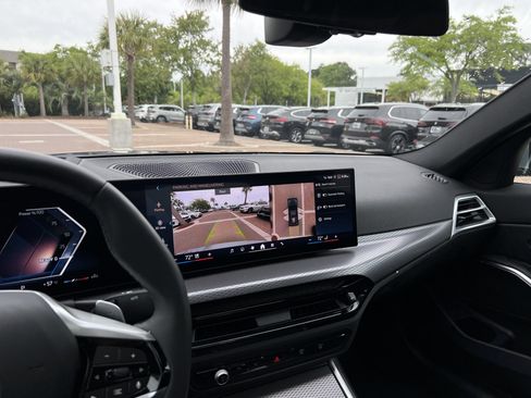 Used 2025 BMW 330i Sedan image 33