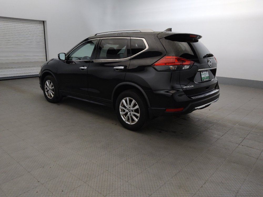 Used 2017 Nissan Rogue SV AWD/4WD image 3