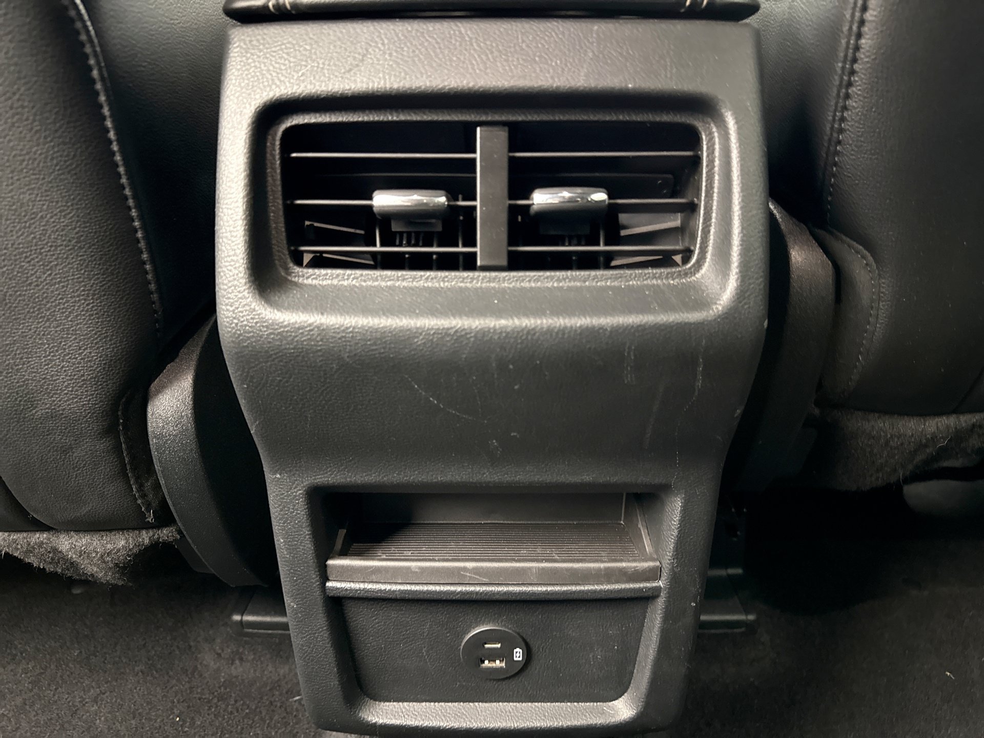 Used 2022 Ford Edge ST AWD/4WD image 19