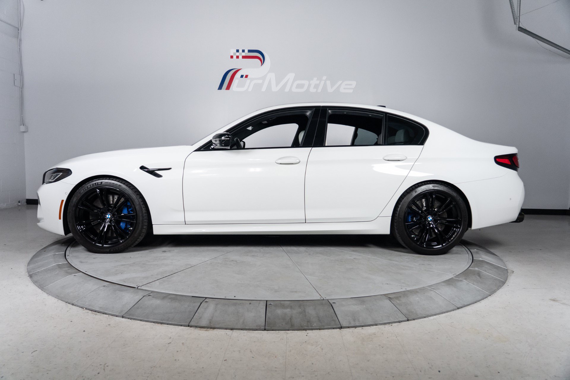 Used 2021 BMW M5 w/ Competition Package AWD/4WD image 3