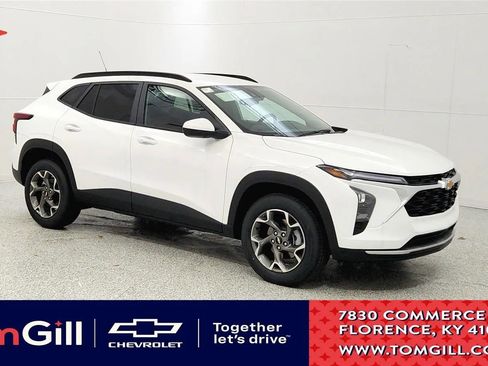 New 2026 Chevrolet Trax LT w/ Driver Confidence Package image 1