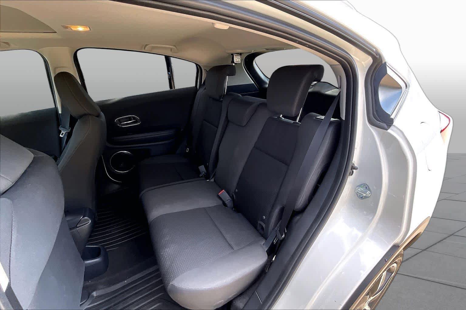 Used 2022 Honda HR-V EX image 19