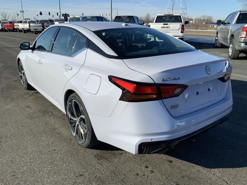 Used 2024 Nissan Altima 2.5 SR image 6