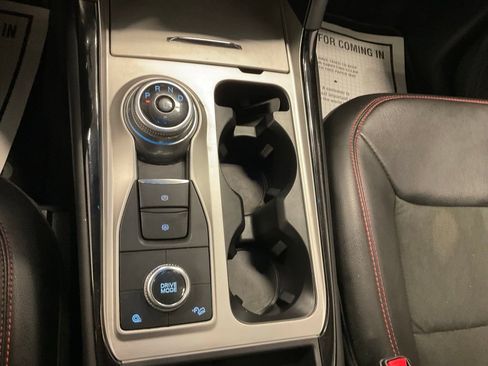 Used 2022 Ford Explorer ST-Line w/ Class IV Trailer Tow Package AWD/4WD image 18